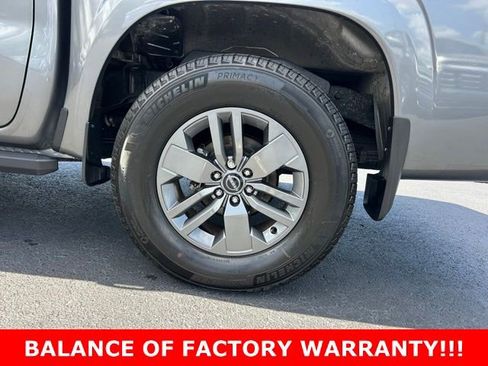 Used 2025 Nissan Frontier SV w/ SV Convenience Package RWD image 10