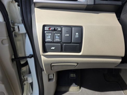 Used 2014 Honda Odyssey EX-L image 14