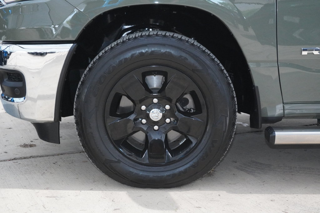 Used 2026 RAM 1500 Tradesman AWD/4WD image 11