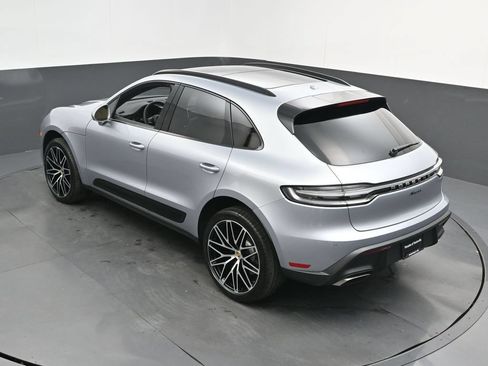 New 2026 Porsche Macan AWD/4WD image 28