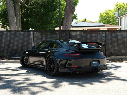 Used 2018 Porsche 911 GT3 RWD image 7
