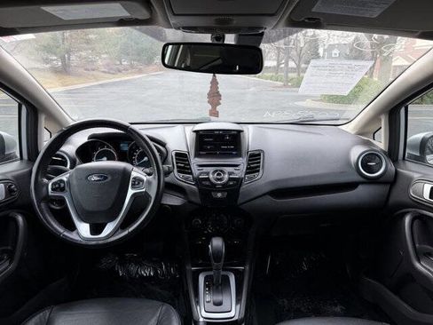 Used 2014 Ford Fiesta Titanium image 18