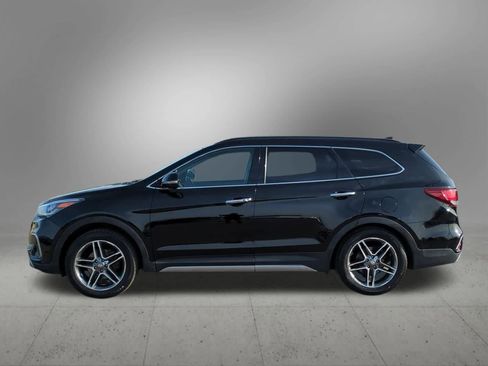 Used 2017 Hyundai Santa Fe Limited image 3