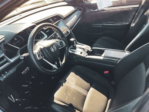 Used 2020 Honda Civic Sport image 13
