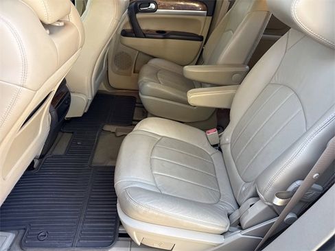 Used 2012 Buick Enclave Leather w/ Trailering Provision Package image 26