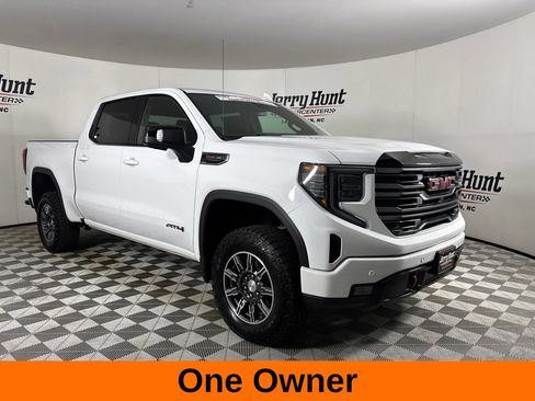 Used 2025 GMC Sierra 1500 AT4 AWD/4WD image 4