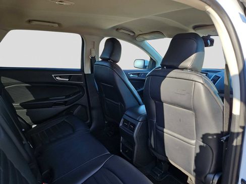 Used 2024 Ford Edge SEL image 17