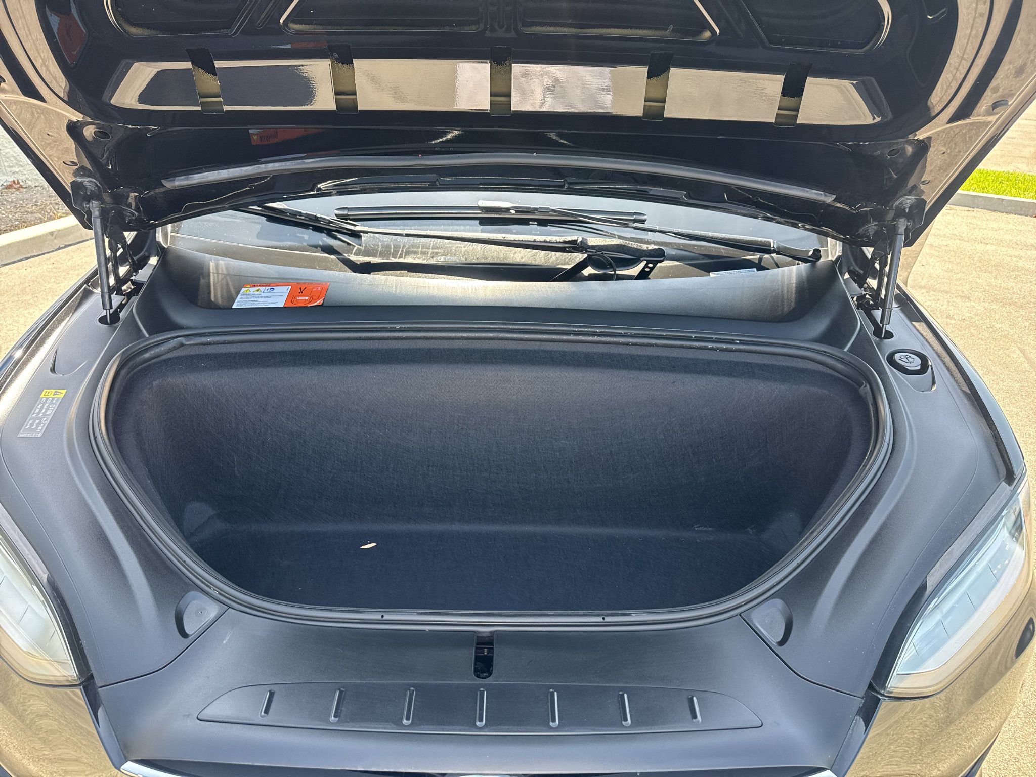 Used 2018 Tesla Model X 100D AWD/4WD image 6