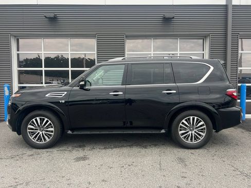 Used 2022 Nissan Armada SV w/ SV Appearance Package AWD/4WD image 2