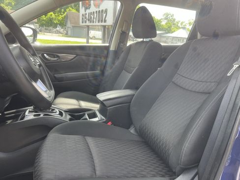 Used 2018 Nissan Rogue S AWD/4WD image 8