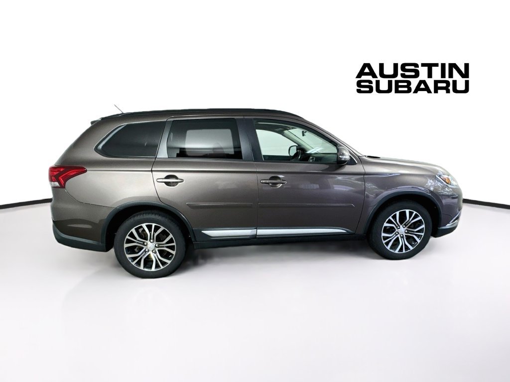 Used 2016 Mitsubishi Outlander AWD image 8