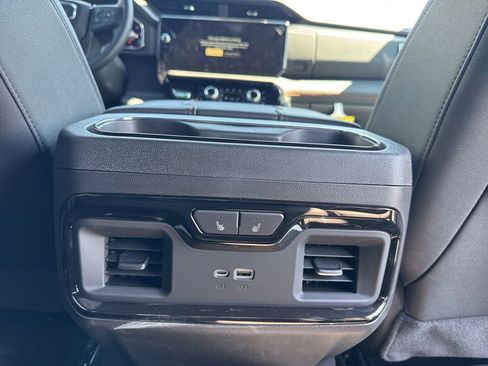 New 2026 GMC Sierra 1500 AT4 w/ AT4 Premium Package AWD/4WD image 28