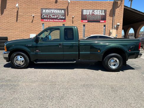 Used 2001 Ford F350 2WD SuperCab DRW Super Duty image 1