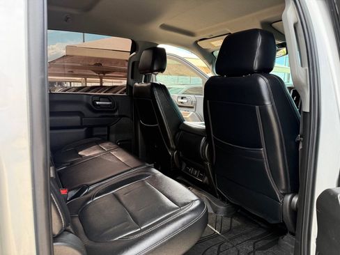 Used 2020 Chevrolet Silverado 2500 LT w/ Texas Edition AWD/4WD image 18