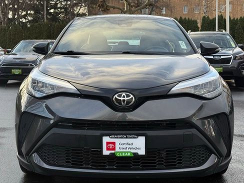 Certified 2022 Toyota C-HR XLE image 8