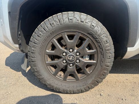 Certified 2025 Toyota 4Runner SR5 RWD image 26