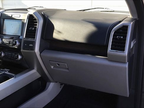 Used 2017 Ford F150 Lariat RWD image 20
