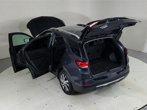 Used 2022 Chevrolet Equinox Premier image 46