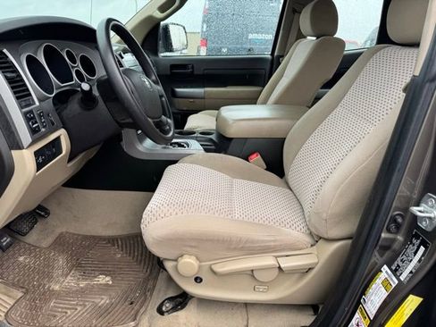 Used 2010 Toyota Tundra 2WD Double Cab image 11