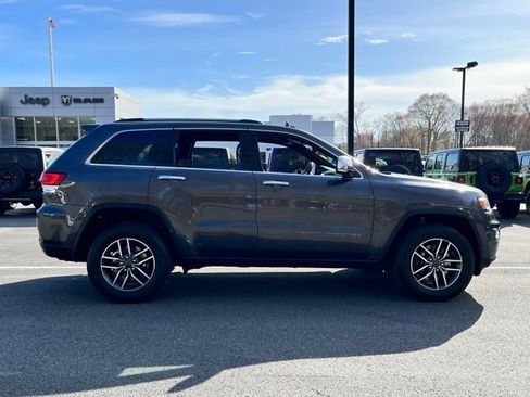 Used 2021 Jeep Grand Cherokee Limited w/ Sun & Sound Group AWD/4WD image 5