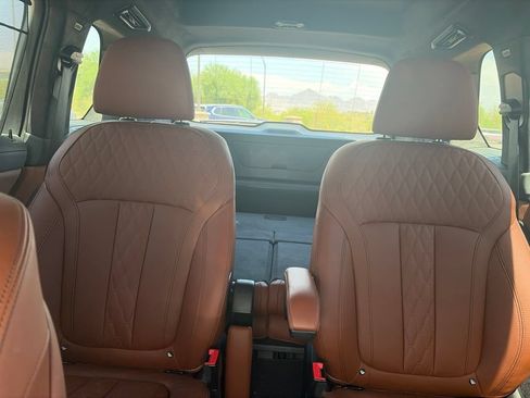 Used 2024 BMW X7 M60i w/ Executive Package AWD/4WD image 9