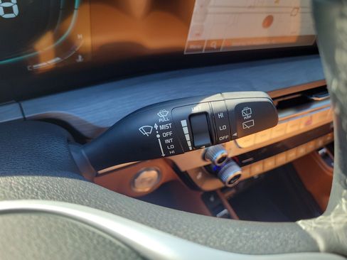 Certified 2025 Kia Telluride EX X-Line AWD/4WD image 32