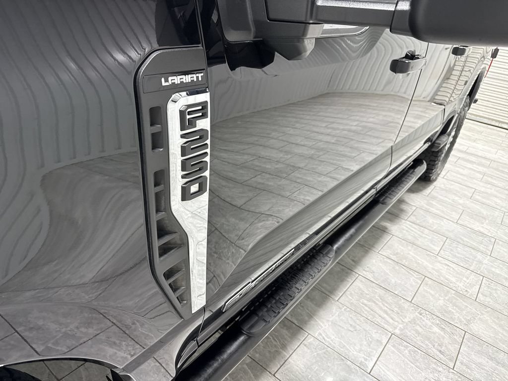 Used 2024 Ford F250 Lariat AWD/4WD image 33