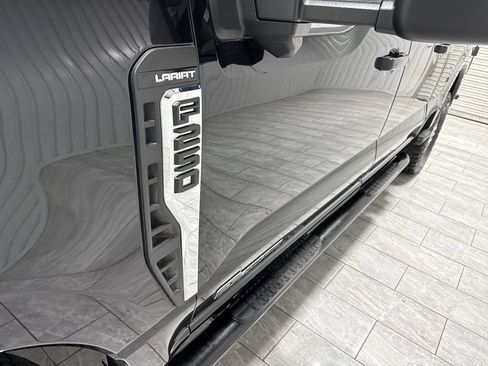 Used 2024 Ford F250 Lariat AWD/4WD image 33