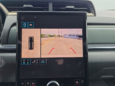 New 2026 GMC Terrain AT4 w/ Convenience Package III AWD/4WD image 10