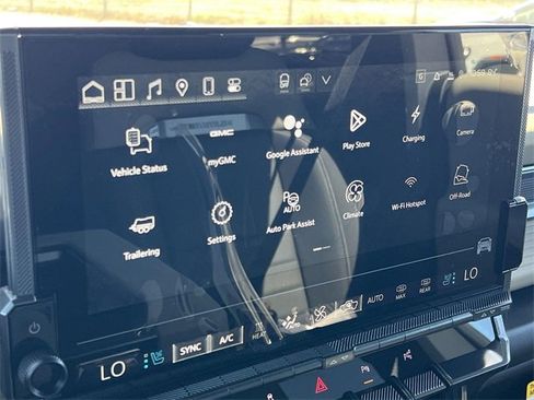 New 2026 GMC Hummer EV 4x4 Crew Cab image 16