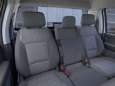 New 2025 Ford F550 4x4 Regular Cab Super Duty image 10