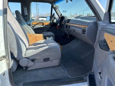 Used 1994 Ford F150 XL image 11
