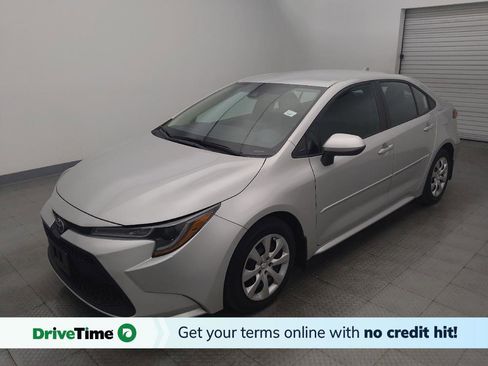Used 2021 Toyota Corolla LE image 1