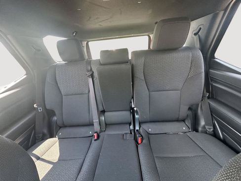Used 2025 Toyota 4Runner SR5 AWD/4WD image 12