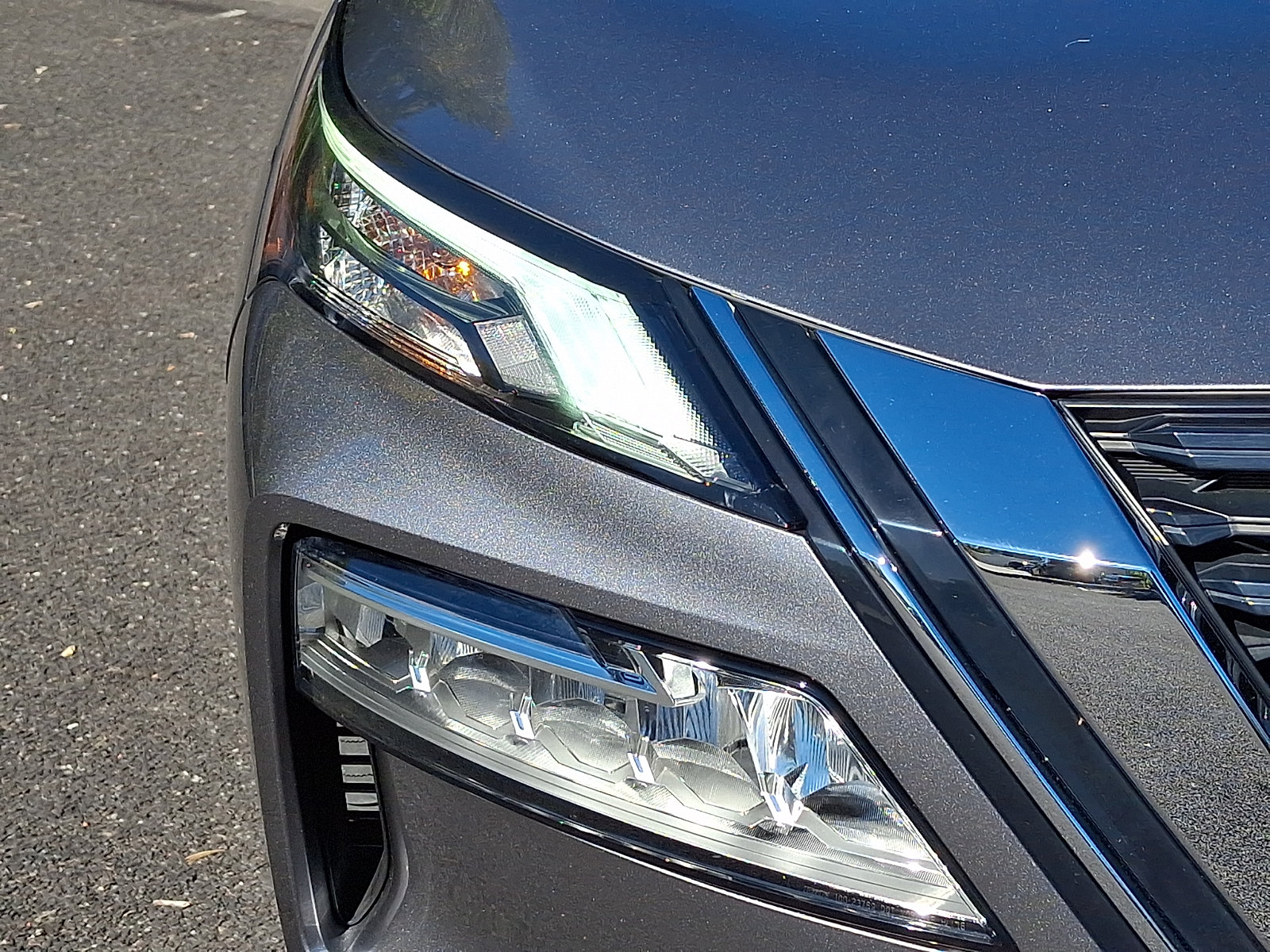 Certified 2023 Nissan Rogue SV AWD/4WD image 12