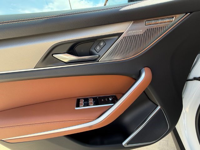 New 2026 Jaguar F-PACE R-Dynamic S AWD/4WD image 11