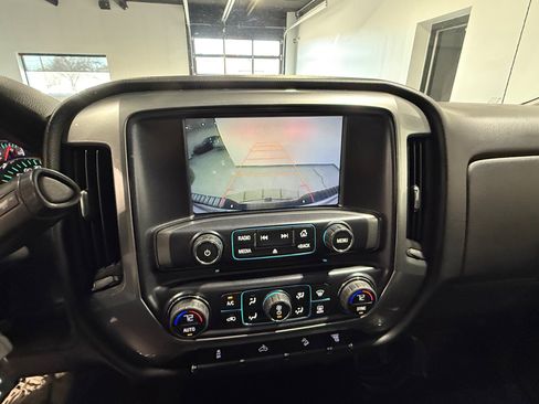 Used 2016 Chevrolet Silverado 2500 LT w/ LT Convenience Package image 29