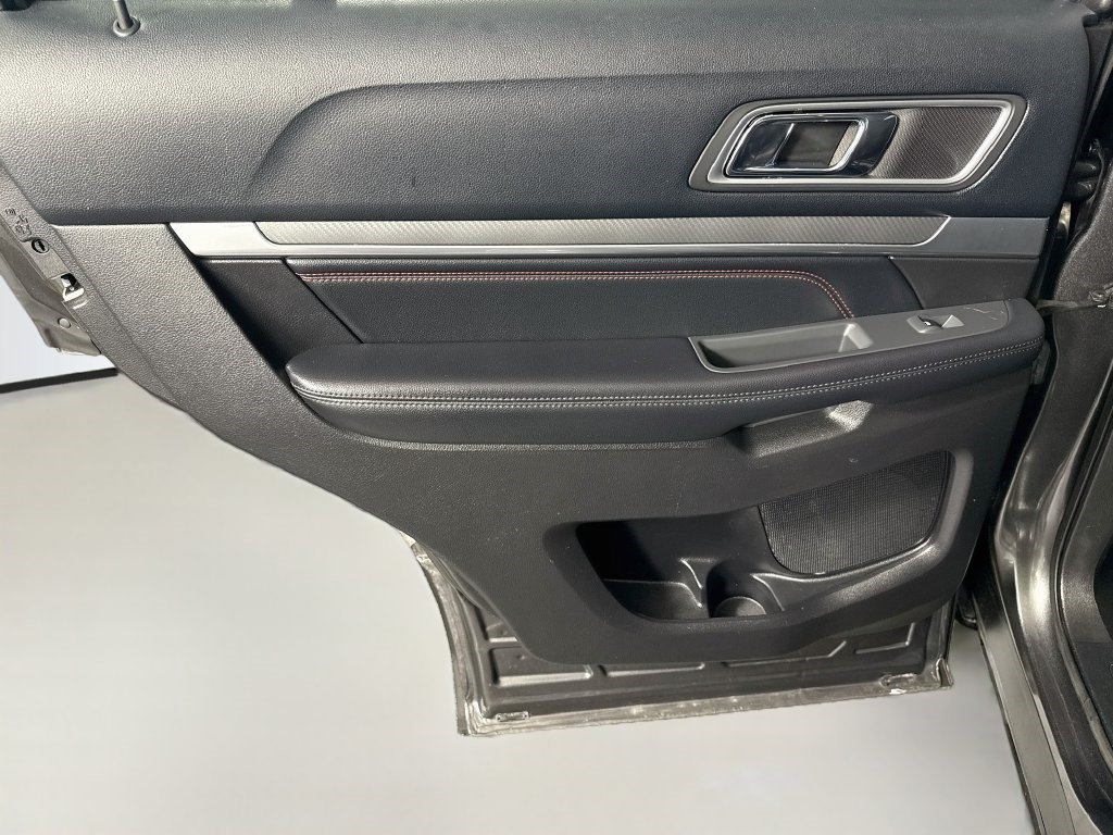 Used 2016 Ford Explorer Sport w/ Equipment Group 401A AWD/4WD image 25