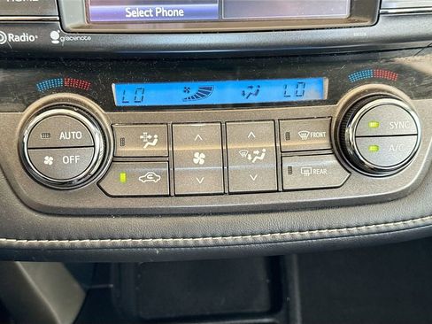 Used 2015 Toyota RAV4 XLE image 16