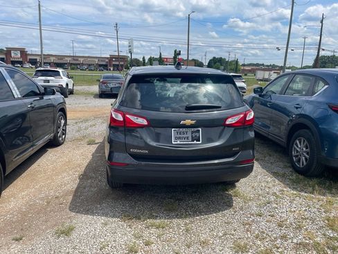 Certified 2020 Chevrolet Equinox LS AWD/4WD image 4