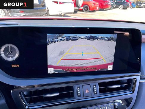 Certified 2025 Lexus ES 350 w/ Premium Package image 24