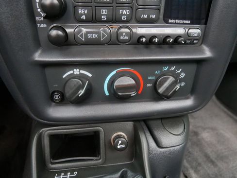 Used 1997 Chevrolet Camaro Z28 w/ Preferred Equipment Group 2 image 22