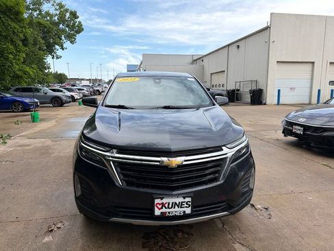 Used 2022 Chevrolet Equinox LT AWD/4WD image 2