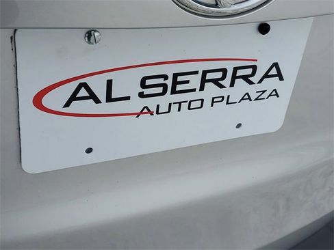 Used 2013 Toyota RAV4 LE image 6