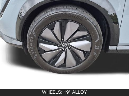 Used 2024 Nissan Ariya FWD image 11