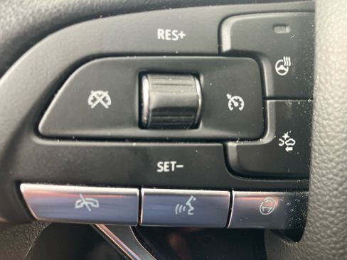 Used 2025 Cadillac CT5 Premium Luxury RWD image 19