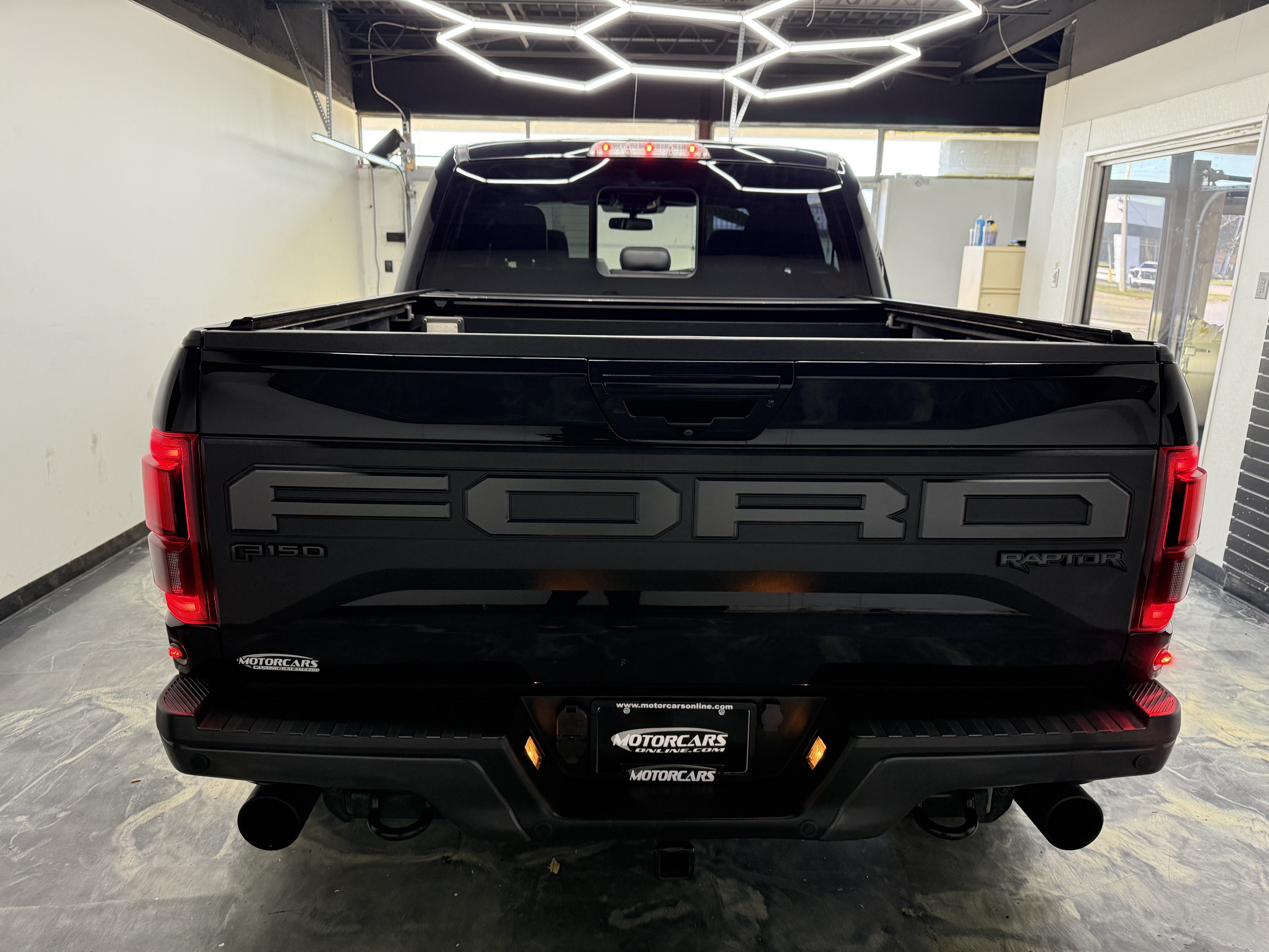 Used 2020 Ford F150 Raptor w/ Equipment Group 802A Luxury AWD/4WD image 4