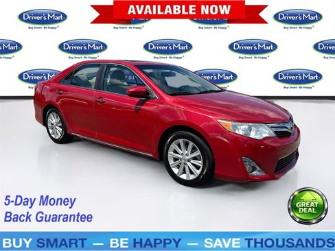 Used 2013 Toyota Camry XLE FWD image 1