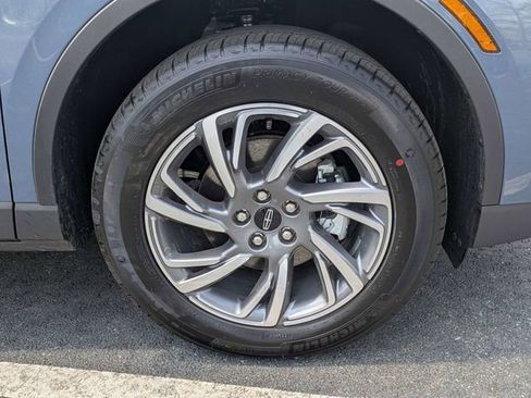 New 2026 Lincoln Corsair Premiere image 11