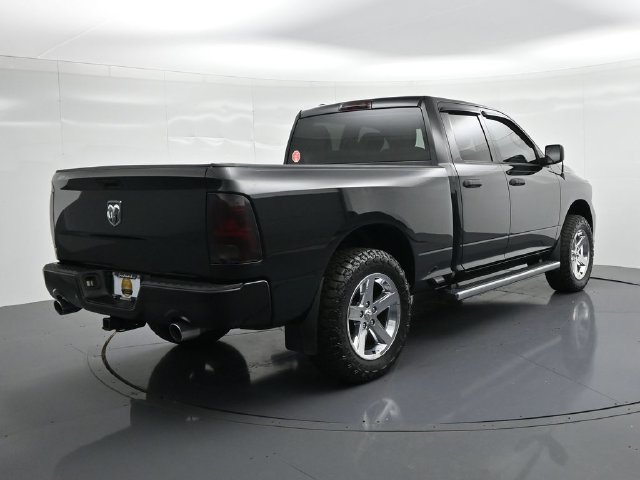 Used 2016 RAM 1500 Express AWD/4WD image 6
